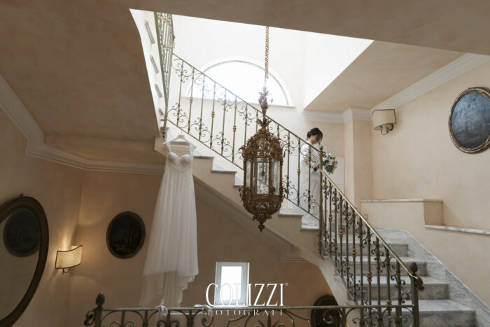 sposa in vestaglietta