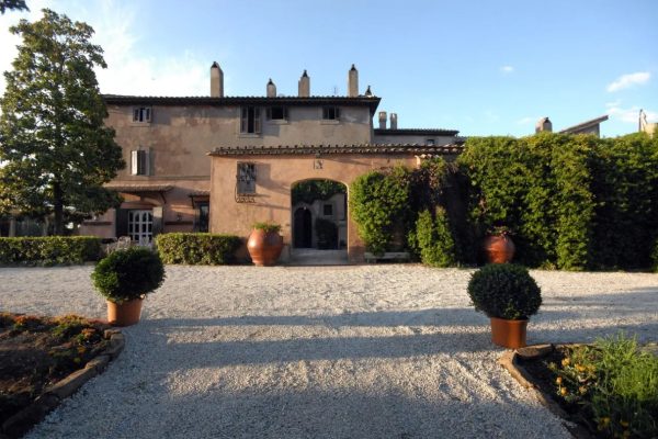 ingresso villa