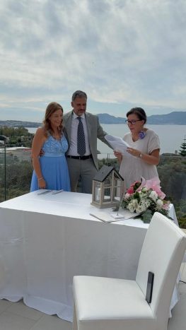 Laura Fiore Celebrante
