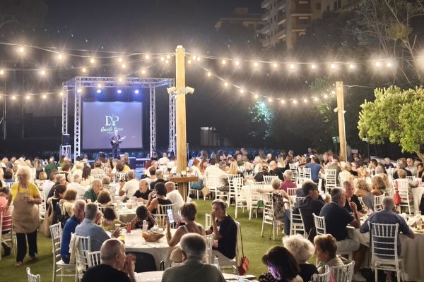 Live villa peripato